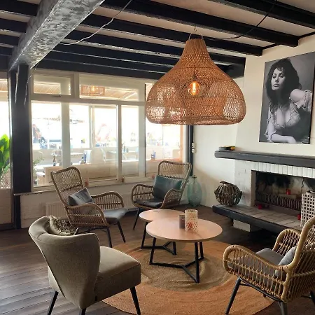 Villa: Beachfront With Sea View Terrace And Pet-friendly Garden