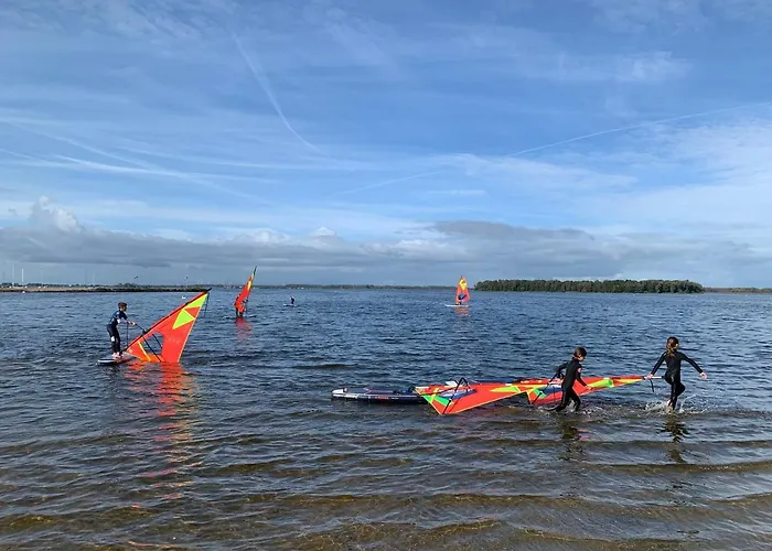 In Bester Lage - Dachterrasse Mit Meerblick - Grosser Eingezaeunter Garten - Kinderfreundlich - Hunde Inklusive - 4 Sterne - Direkt Am - Pool Inklusive *