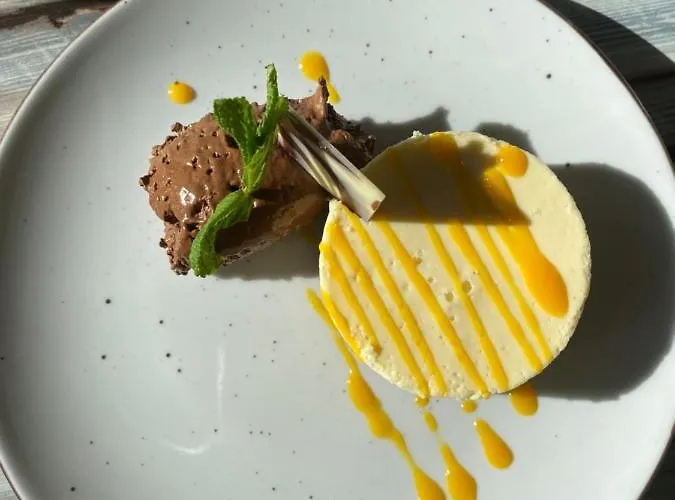 In Bester Lage - Dachterrasse Mit Meerblick - Grosser Eingezaeunter Garten - Kinderfreundlich - Hunde Inklusive - 4 Sterne - Direkt Am - Pool Inklusive Dom wakacyjny