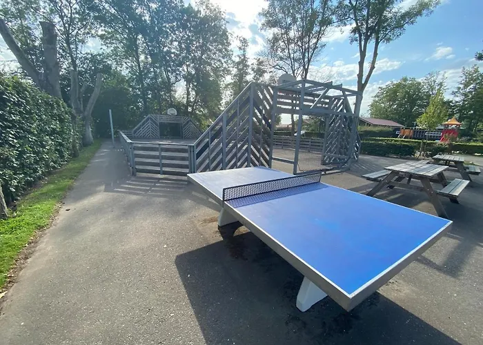 In Bester Lage - Dachterrasse Mit Meerblick - Grosser Eingezaeunter Garten - Kinderfreundlich - Hunde Inklusive - 4 Sterne - Direkt Am - Pool Inklusive *