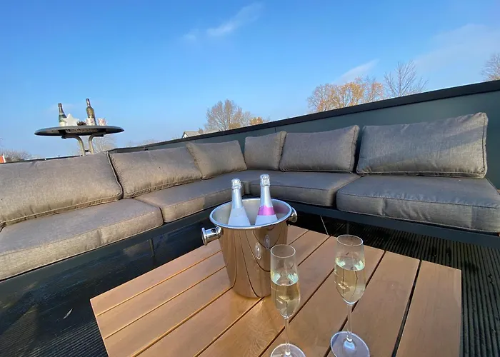 In Bester Lage - Dachterrasse Mit Meerblick - Grosser Eingezaeunter Garten - Kinderfreundlich - Hunde Inklusive - 4 Sterne - Direkt Am - Pool Inklusive Dom wakacyjny Hulshorst