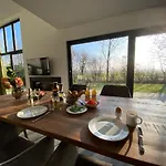 In Bester Lage - Dachterrasse Mit Meerblick - Großer Eingezäunter Garten - Kinderfreundlich - Hunde Inklusive - 4 Sterne - Direkt Am - Pool Inklusive Ferienhaus *