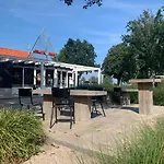 In Bester Lage - Dachterrasse Mit Meerblick - Großer Eingezäunter Garten - Kinderfreundlich - Hunde Inklusive - 4 Sterne - Direkt Am - Pool Inklusive Ferienhaus Hulshorst