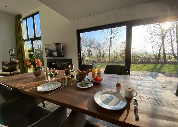 In Bester Lage - Dachterrasse Mit Meerblick - Grosser Eingezaeunter Garten - Kinderfreundlich - Hunde Inklusive - 4 Sterne - Direkt Am - Pool Inklusive Сasa de vacaciones *