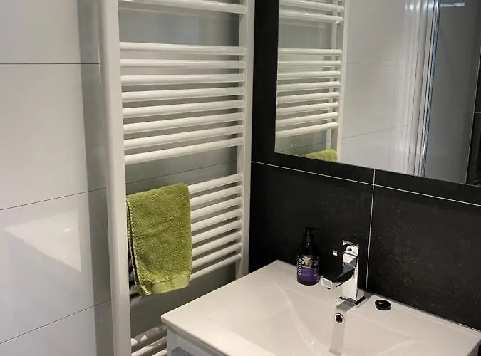 Сasa de vacaciones In Bester Lage - Dachterrasse Mit Meerblick - Grosser Eingezaeunter Garten - Kinderfreundlich - Hunde Inklusive - 4 Sterne - Direkt Am - Pool Inklusive