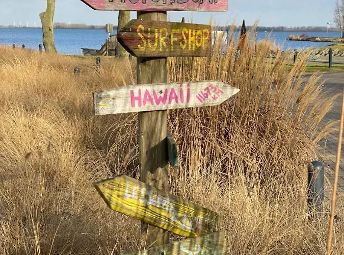 In Bester Lage - Dachterrasse Mit Meerblick - Grosser Eingezaeunter Garten - Kinderfreundlich - Hunde Inklusive - 4 Sterne - Direkt Am - Pool Inklusive 펜션