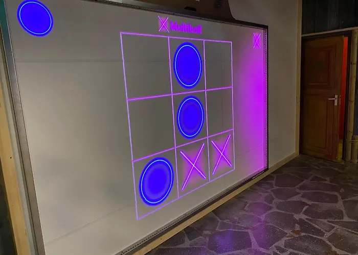 In Bester Lage - Dachterrasse Mit Meerblick - Grosser Eingezaeunter Garten - Kinderfreundlich - Hunde Inklusive - 4 Sterne - Direkt Am - Pool Inklusive *